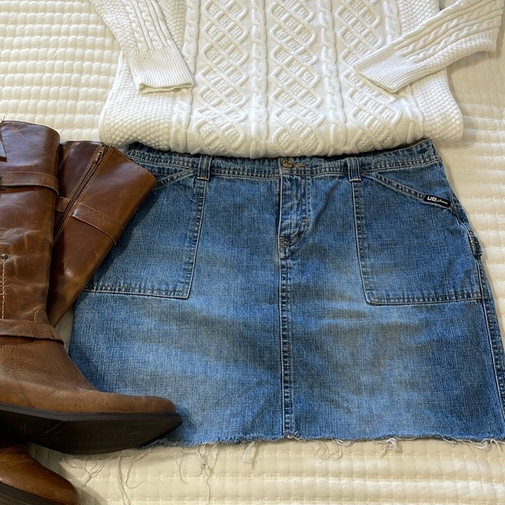 Union Bay Distressed Mini Carpenter Jean Skirt Size 13